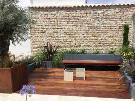 Amenagement Terrasse bois et banc patio ile de Re